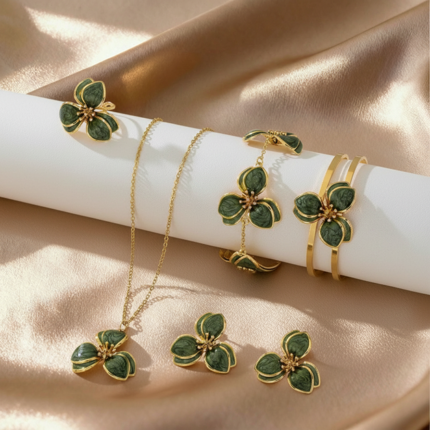 مجوهرات نسائية