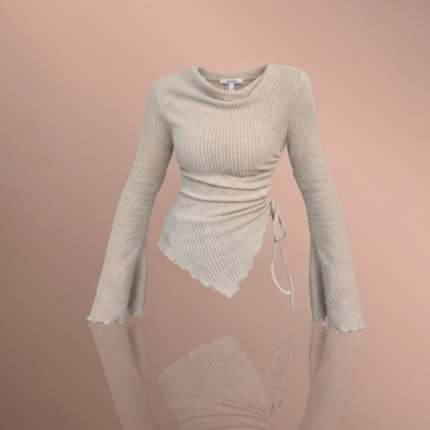 تي شيرت بياقة عالية