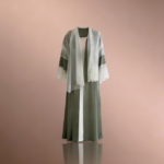 مجموعة عباءة وحجاب طويلة للنساء