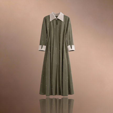 فستان ماكسي أنيق مزين باللؤلؤ